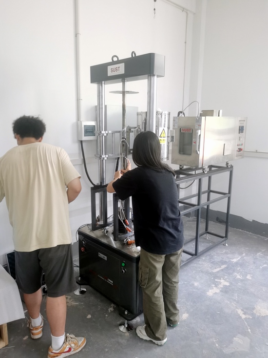 長沙理工大學(xué)采購三思泰捷高溫持久蠕變試驗機項目